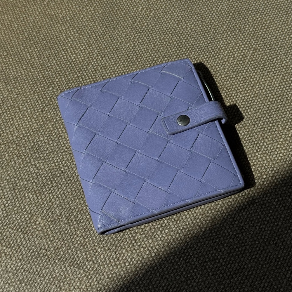 Bottega Veneta Intrecciato Leather Wallet in Lavender